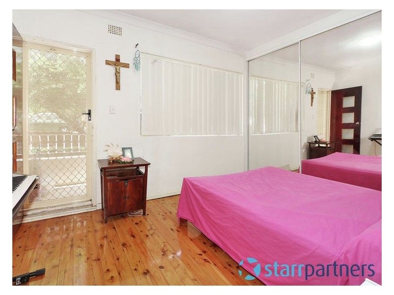 2/22 Sheffield Street, Merrylands NSW 2160