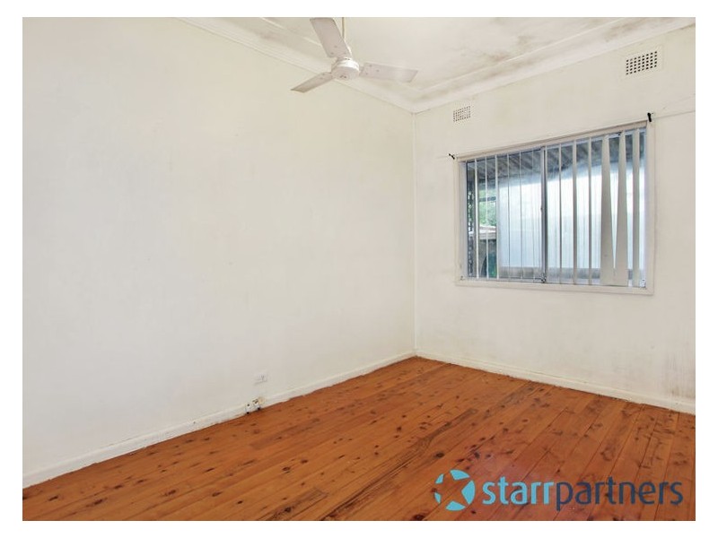 25 Sandra Street, Woodpark NSW 2164