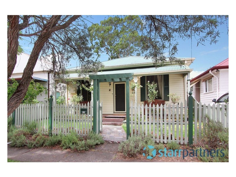 82 Farnell Street, Merrylands NSW 2160