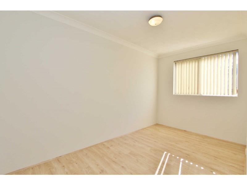 4/18 Sheffield Street, Merrylands NSW 2160