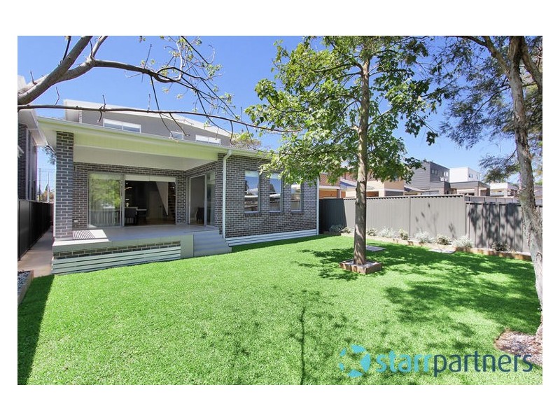 84 Centenary Road, South Wentworthville NSW 2145