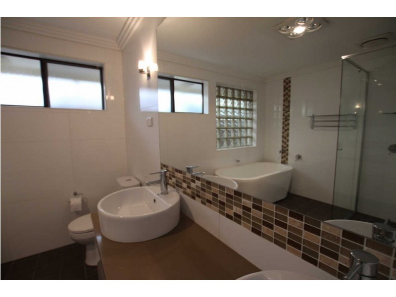 81 KIAMA STREET, Greystanes NSW 2145