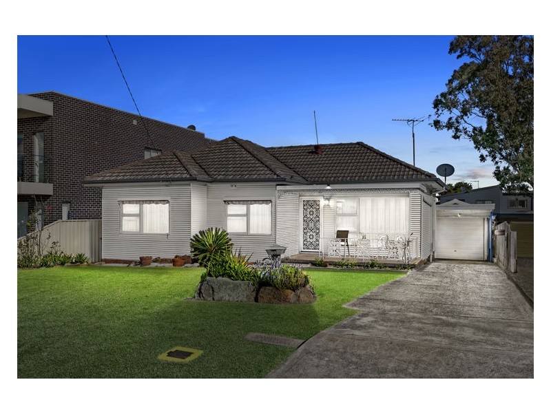 13 Vivienne Street, Merrylands NSW 2160