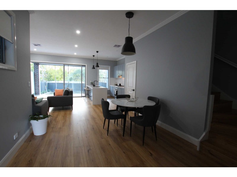 84A CENTENARY ROAD, South Wentworthville NSW 2145