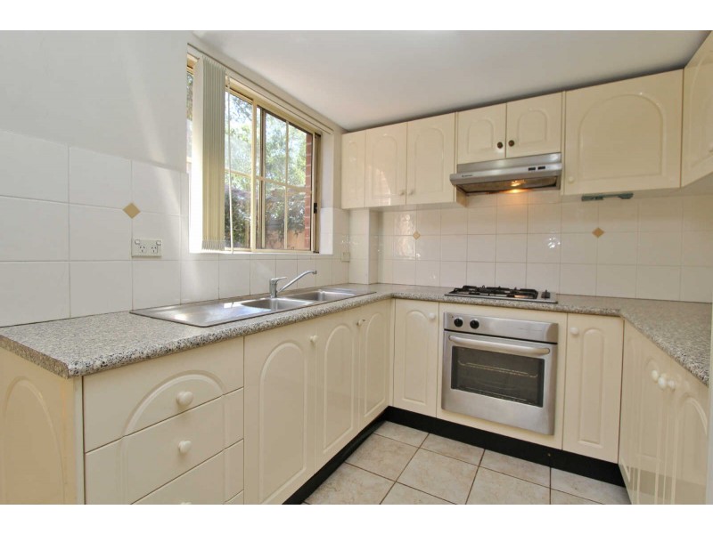 03/10 Addlestone Road, Merrylands NSW 2160