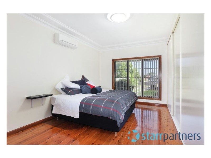 5 Venice Place, Guildford NSW 2161