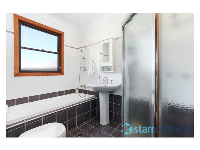 5 Venice Place, Guildford NSW 2161