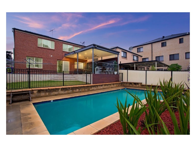 16 Old Church Lane, Prospect NSW 2148