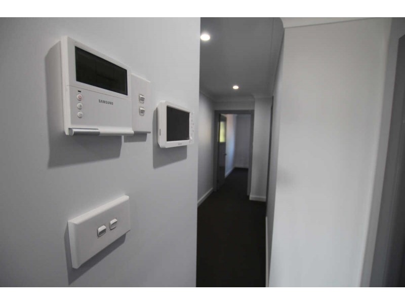 68A HAMPDEN ROAD, South Wentworthville NSW 2145