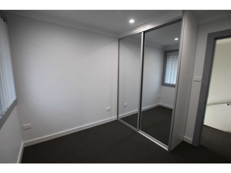 68A HAMPDEN ROAD, South Wentworthville NSW 2145