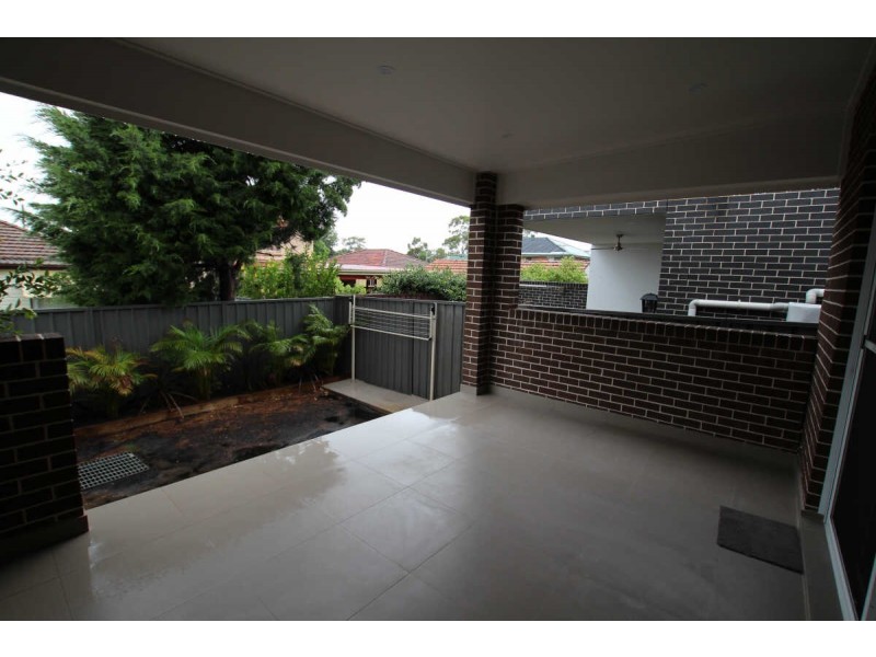 8A RUPERT STTREET, Merrylands NSW 2160
