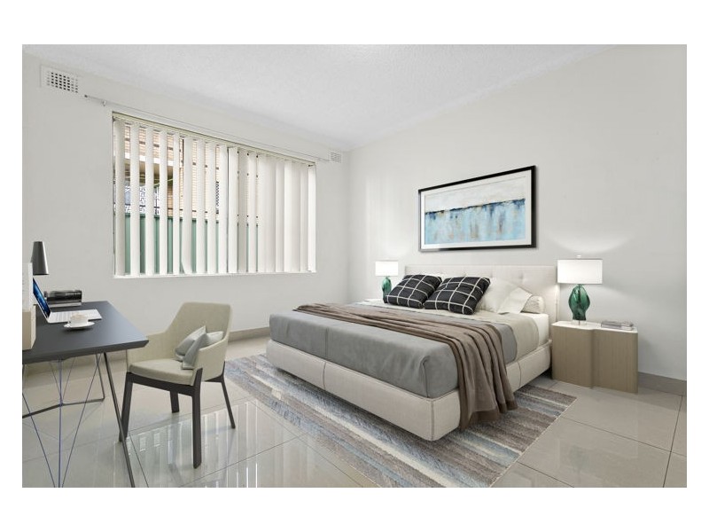 2/44 Birmingham Street, Merrylands NSW 2160