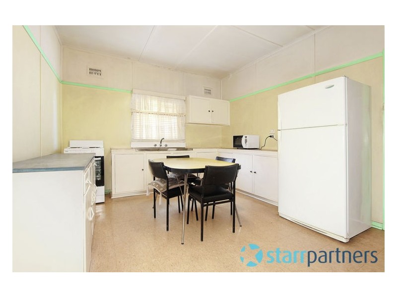 16 Donnelly Street, Guildford NSW 2161