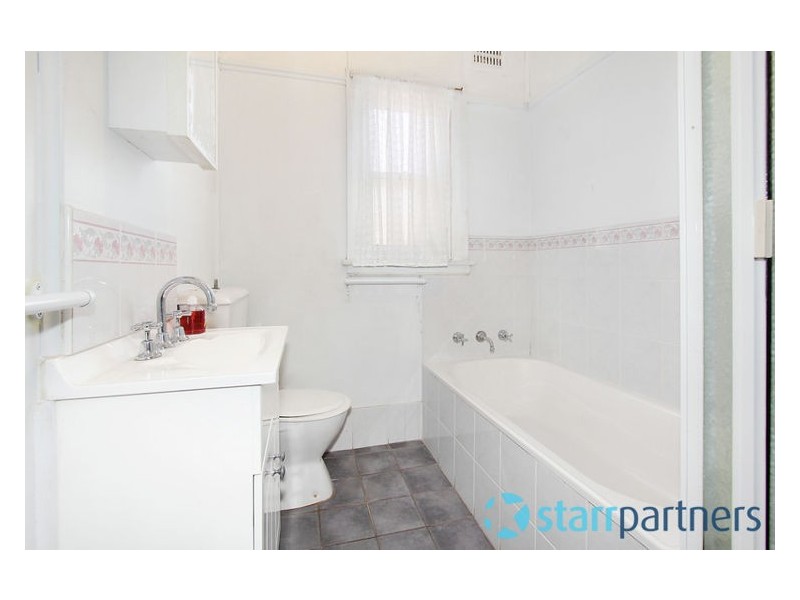 16 Donnelly Street, Guildford NSW 2161