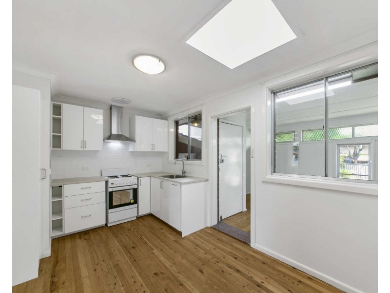 12 Lance Cr, Greystanes NSW 2145