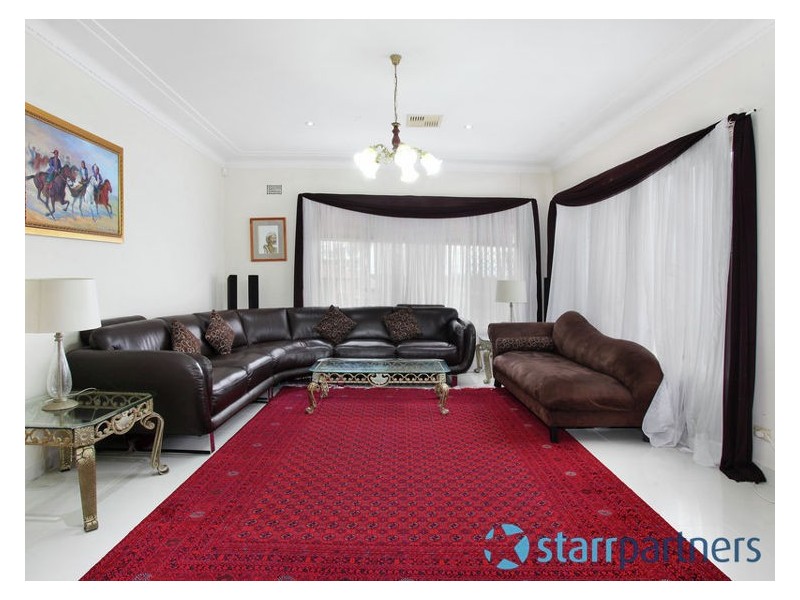 45 Lyle Street, Girraween NSW 2145