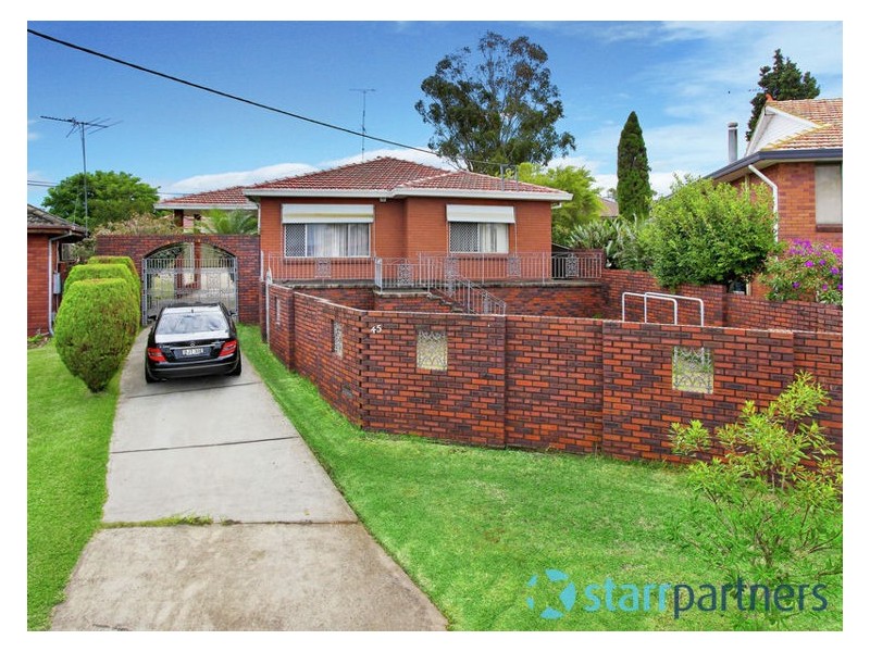 45 Lyle Street, Girraween NSW 2145