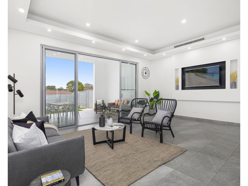 73 Edna Avenue, Merrylands NSW 2160