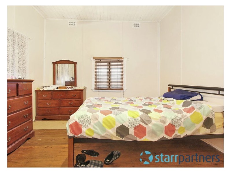 12 Byron Road, Guildford NSW 2161