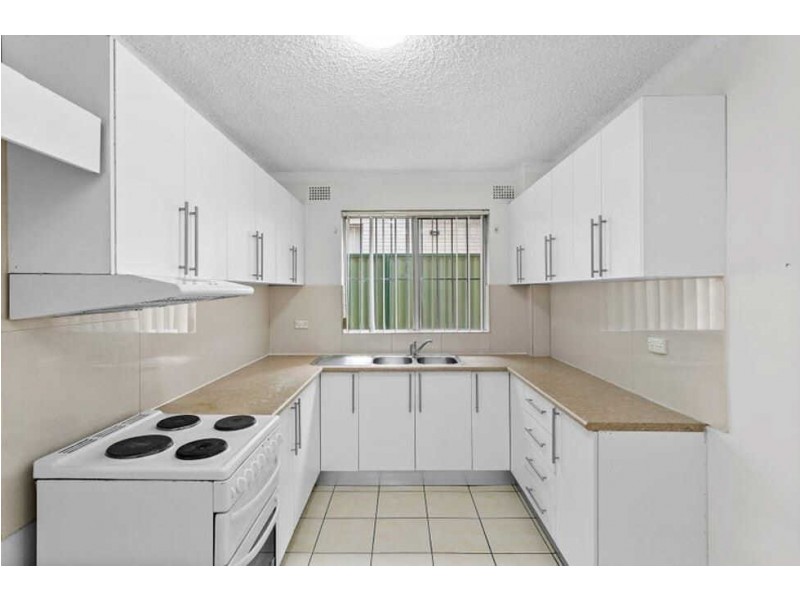 2/44 BIRMINGHAM STREET, Merrylands NSW 2160