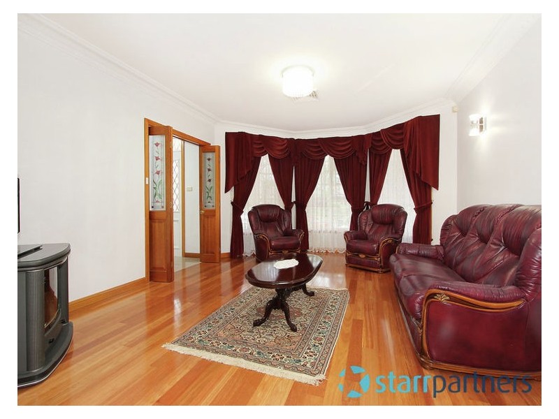 10 White Gum Place, Greystanes NSW 2145