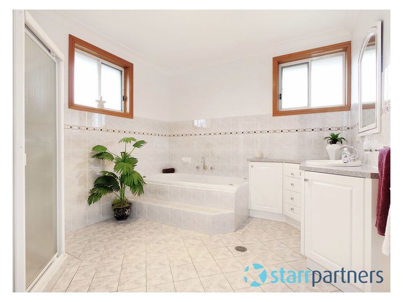 10 White Gum Place, Greystanes NSW 2145