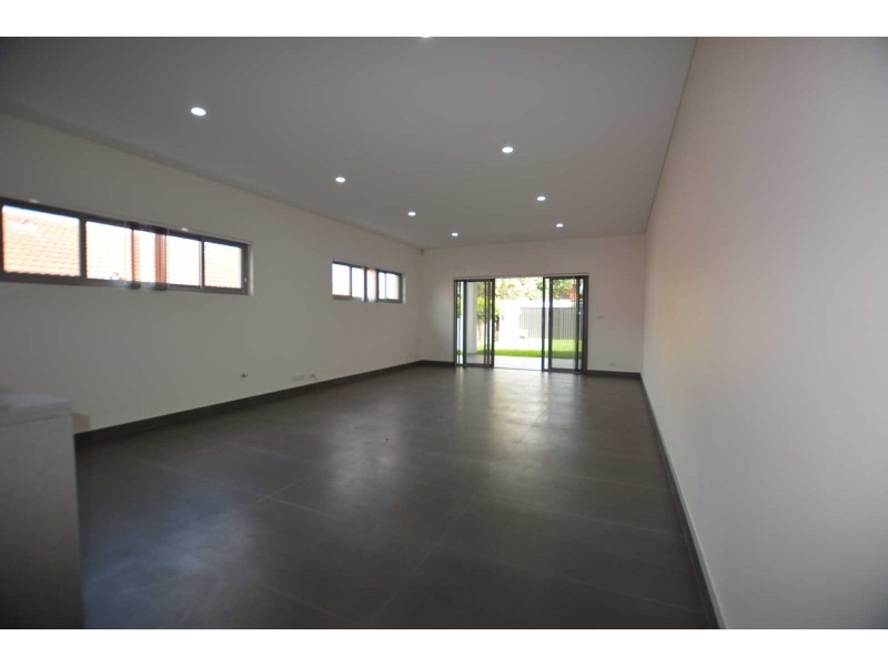 26 ALLISON RD, Guildford NSW 2161