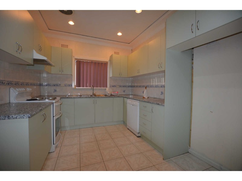 39 GOUGH STREET, Holroyd NSW 2142