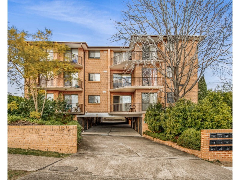 12/61 Windsor Road, Merrylands NSW 2160
