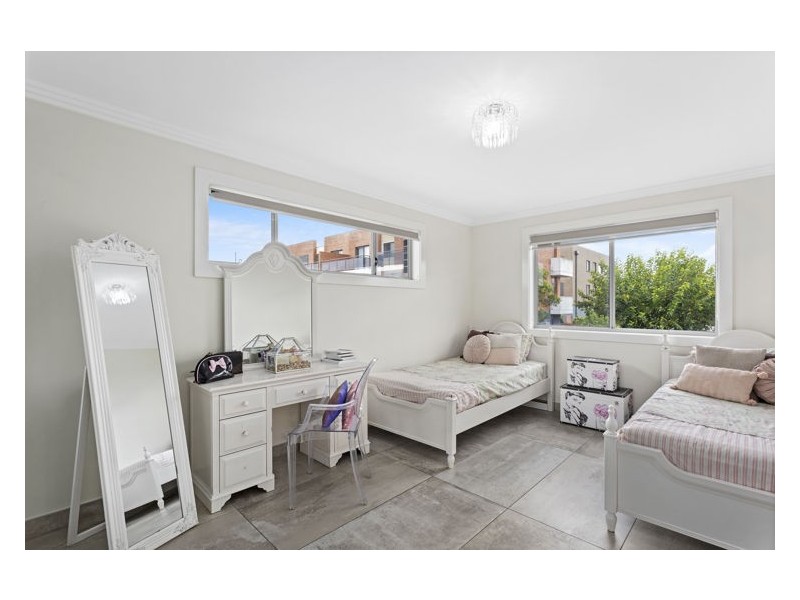 10a Grassmere Street, Guildford NSW 2161