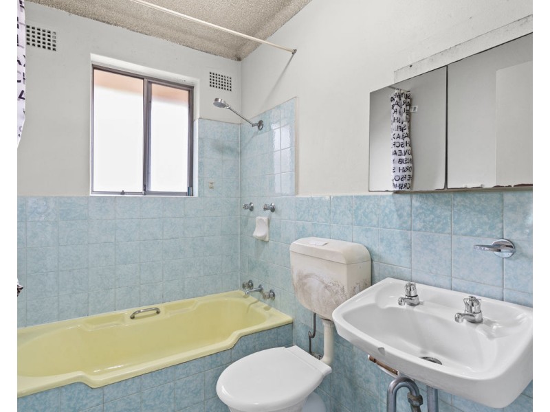 11/8 Calliope Street, Guildford NSW 2161