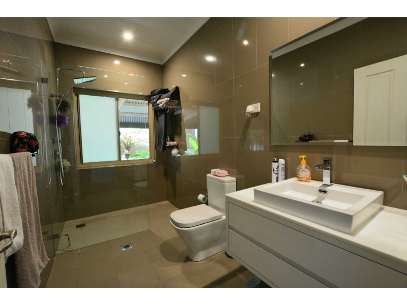 61 WOODPARK RD, Woodpark NSW 2164