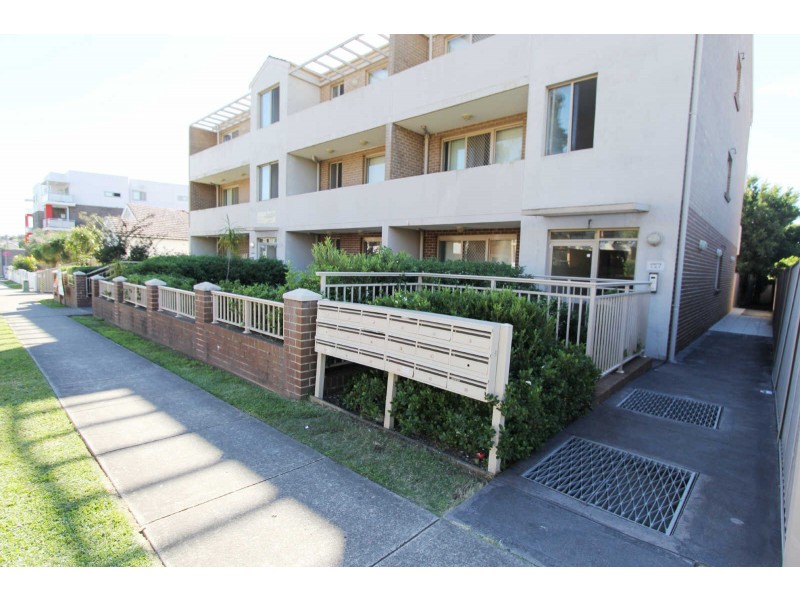 11/85 MOUNTFORD AVENUE, Guildford NSW 2161