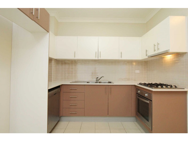 11/85 MOUNTFORD AVENUE, Guildford NSW 2161