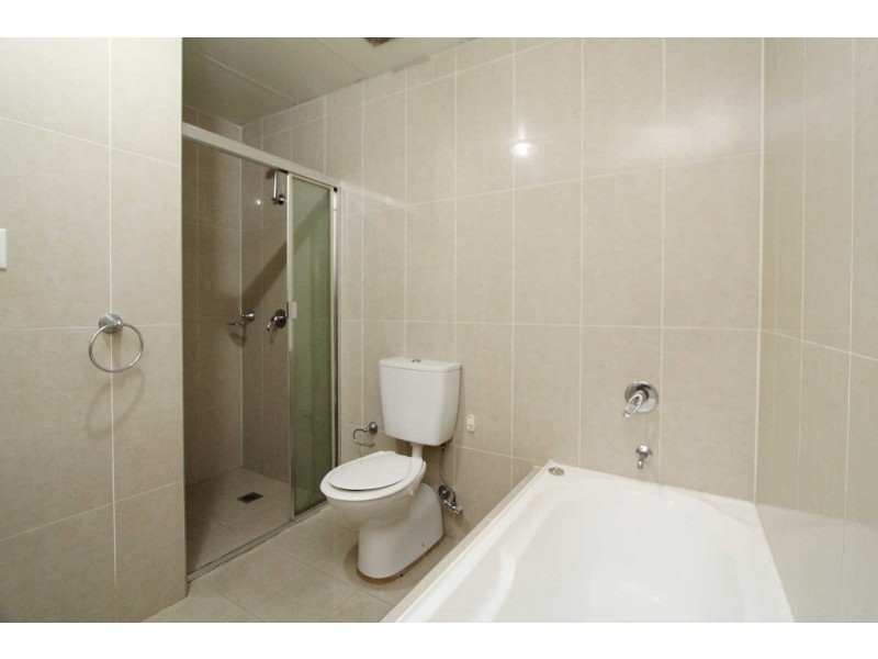 11/85 MOUNTFORD AVENUE, Guildford NSW 2161