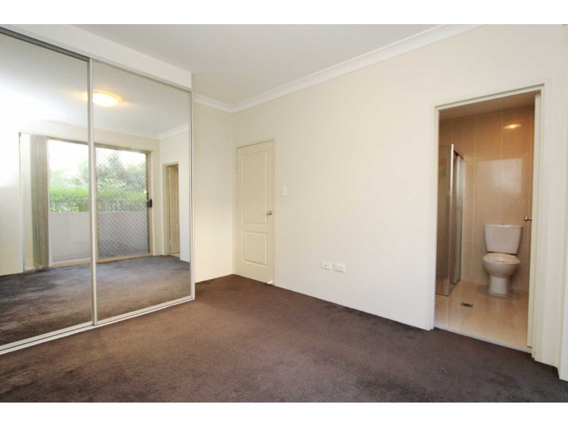 11/85 MOUNTFORD AVENUE, Guildford NSW 2161