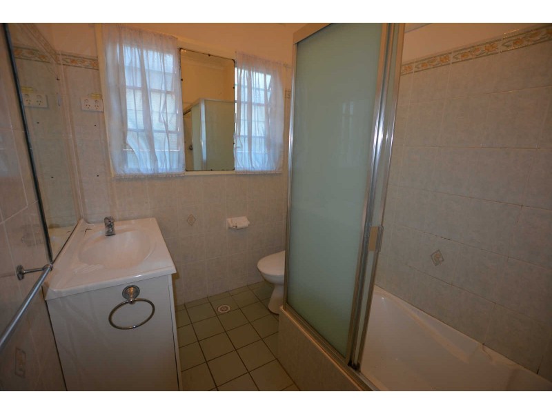 20 PATTEN AVENUE, Merrylands NSW 2160