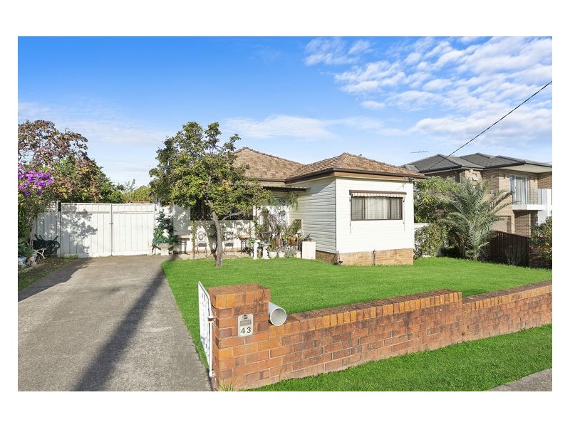 43 Warwick Road, Merrylands NSW 2160