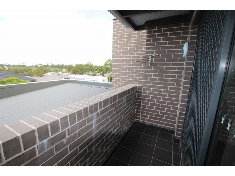 19 Burriang Way, Pemulwuy NSW 2145