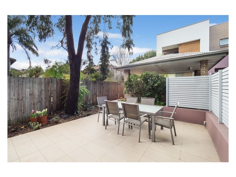 1/62-64 Railway Terrace, Granville NSW 2142