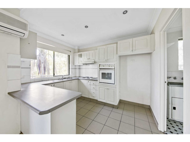 8/3 Crown Street, Granville NSW 2142