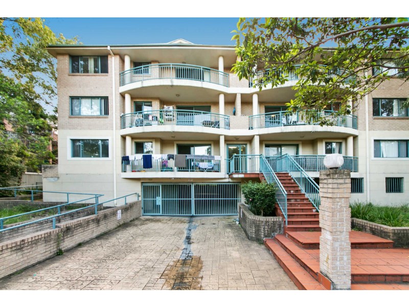 8/29 MEMORIAL AVENUE, Merrylands NSW 2160
