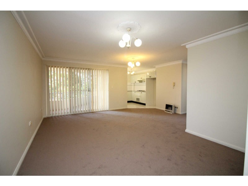 14/261 DUNMORE STREET, Pendle Hill NSW 2145