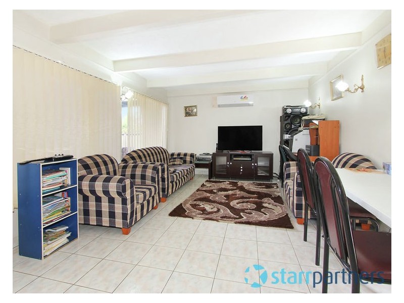 22 Renfrew Street, Guildford NSW 2161