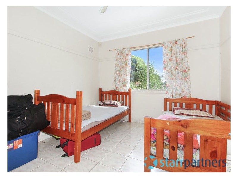 22 Renfrew Street, Guildford NSW 2161