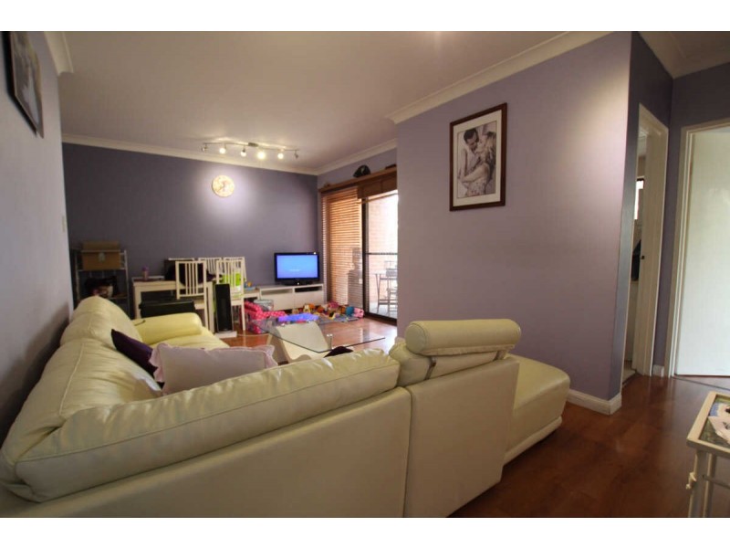 6/61 WINDSOR ROAD, Merrylands NSW 2160