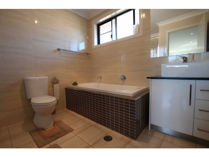 46 DRIFTWAY DRIVE, Pemulwuy NSW 2145