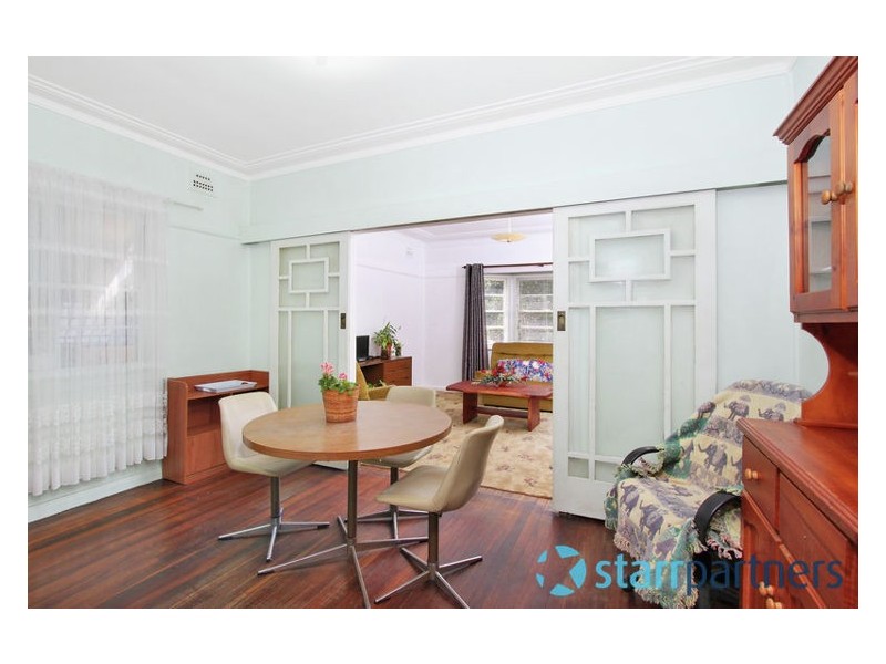 9 Franklin Street, Mays Hill NSW 2145