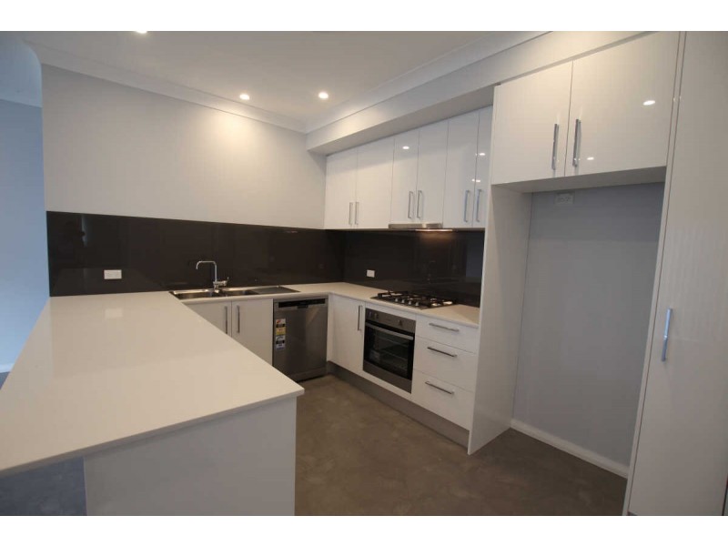 33A ETTALONG ROAD, Greystanes NSW 2145