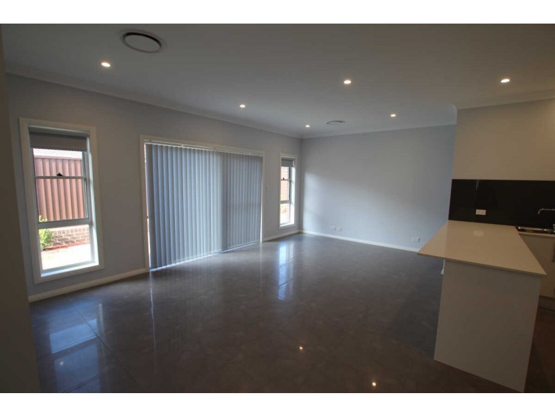 33A ETTALONG ROAD, Greystanes NSW 2145